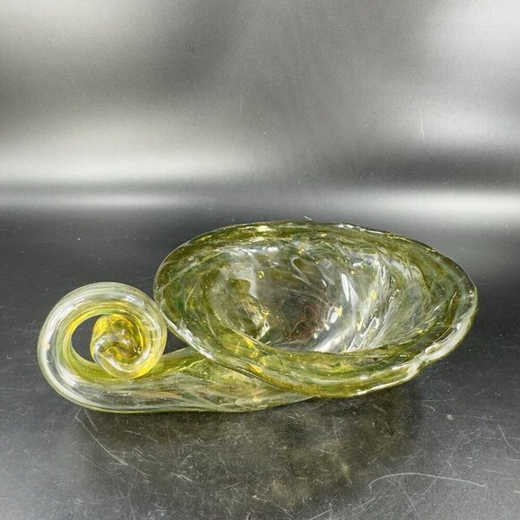 Vintage Sooner Glass Hand Made Green Swirls Dish Bowl Handmade Cornucopia Bowl - Picture 14 of 16